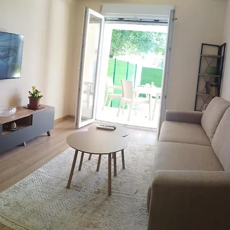 Comfort House With Yard-Near Airport Podgorica * Podgorica