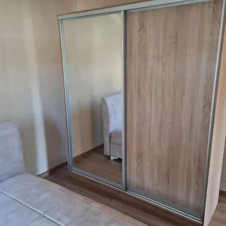 Διαμέρισμα Comfort House With Yard-Near Airport Podgorica *
